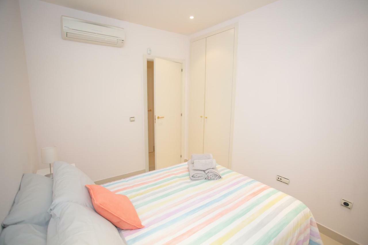 Deluxe Playa Pacifico Lägenhet Málaga Exteriör bild