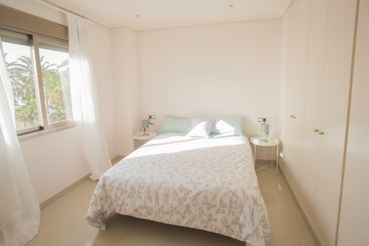Deluxe Playa Pacifico Lägenhet Málaga Exteriör bild
